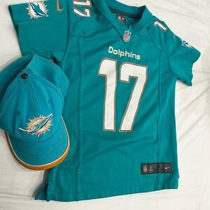 Dolphins kids jersey small fits 5-7 year old boys